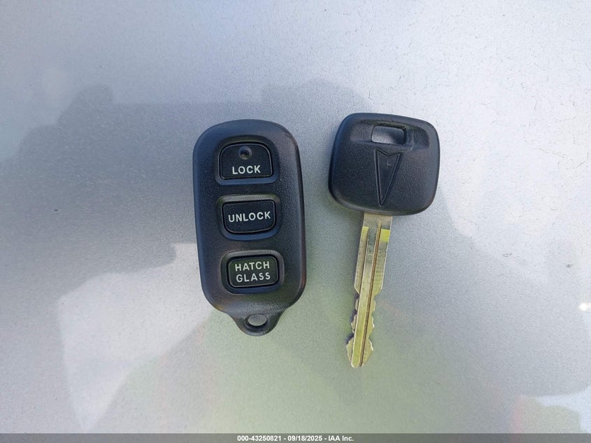 2008 Pontiac Vibe VIN: 5Y2SL65858Z410978 Lot: 43250821