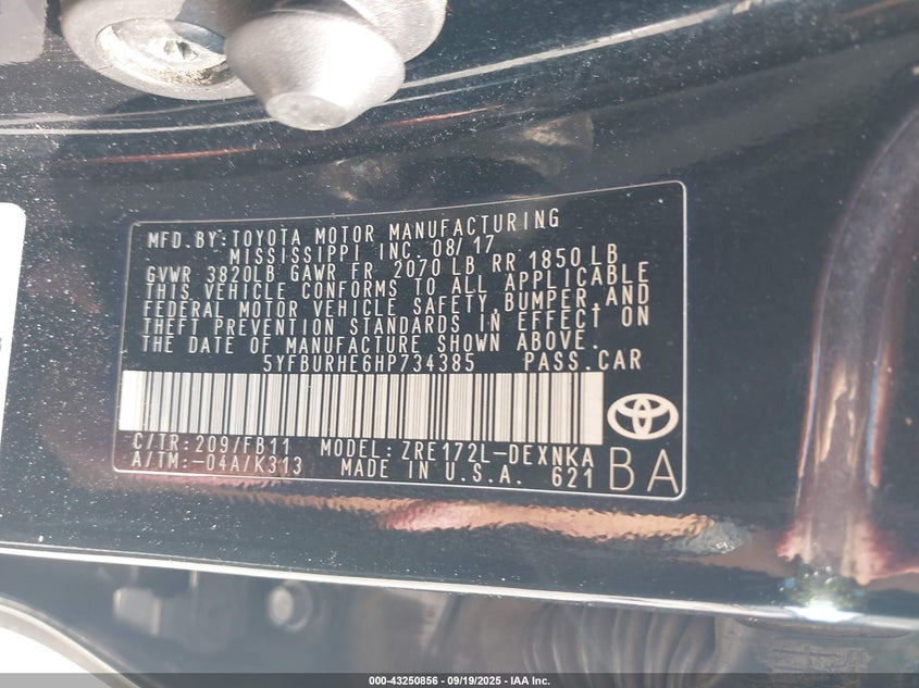 2017 Toyota Corolla Le VIN: 5YFBURHE6HP734385 Lot: 43250856