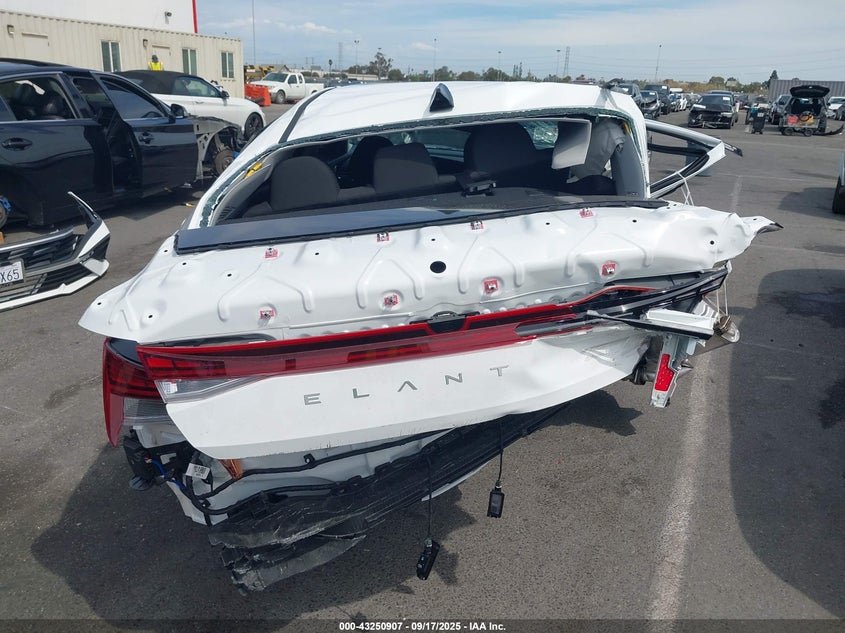 2025 HYUNDAI ELANTRA HYBRID BLUE KMHLM4DJXSU167453