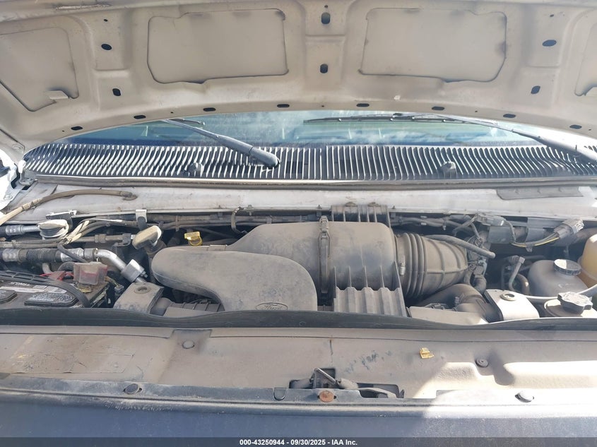 2011 Ford E-450 Cutaway VIN: 1FDXE4FL4BDB20464 Lot: 43250944