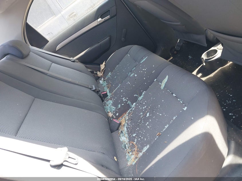 2008 Chevrolet Aveo Ls VIN: KL1TD56688B041932 Lot: 43250954