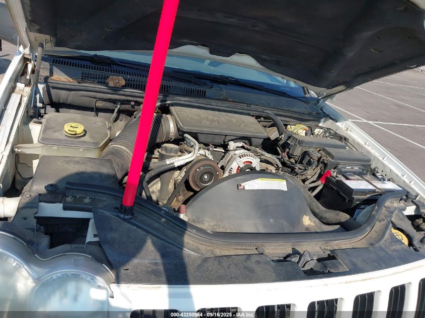 2007 Jeep Grand Cherokee Laredo VIN: 1J8GR48K87C600641 Lot: 43250964