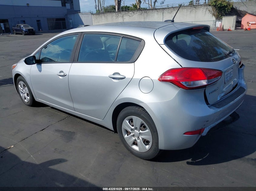 2017 KIA FORTE LX - KNAFK5A81H5680735