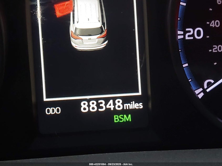 2018 TOYOTA RAV4 XLE - 2T3RFREVXJW809193