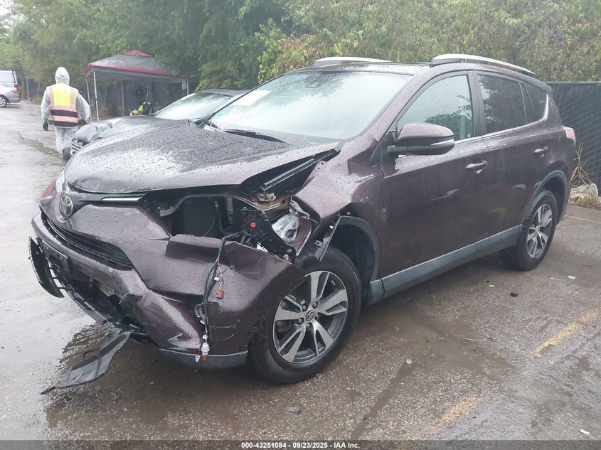 2018 TOYOTA RAV4 XLE - 2T3RFREVXJW809193