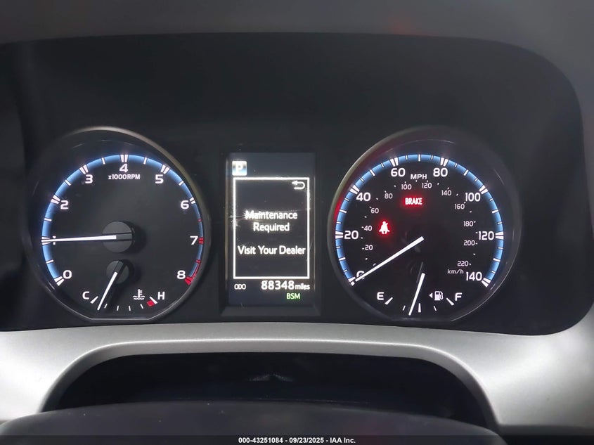 2018 TOYOTA RAV4 XLE - 2T3RFREVXJW809193