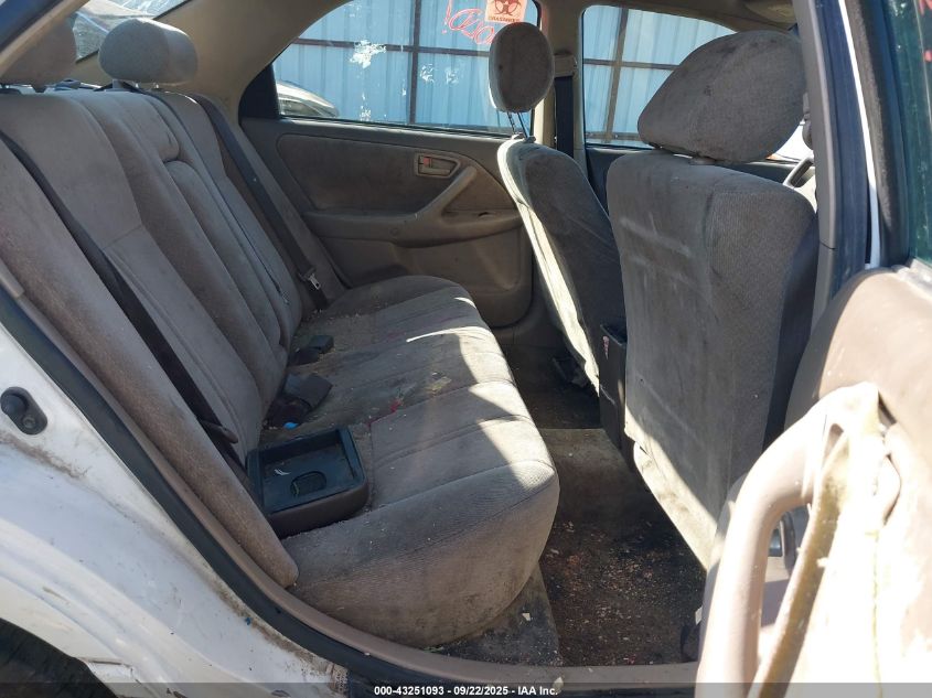 2000 Toyota Camry Le VIN: JT2BG22K4Y0462645 Lot: 43251093