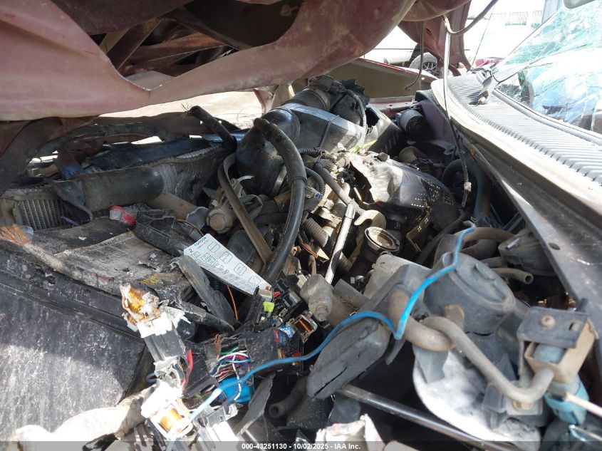 2001 Toyota Tundra Sr5 V8 VIN: 5TBRT34161S166517 Lot: 43251130