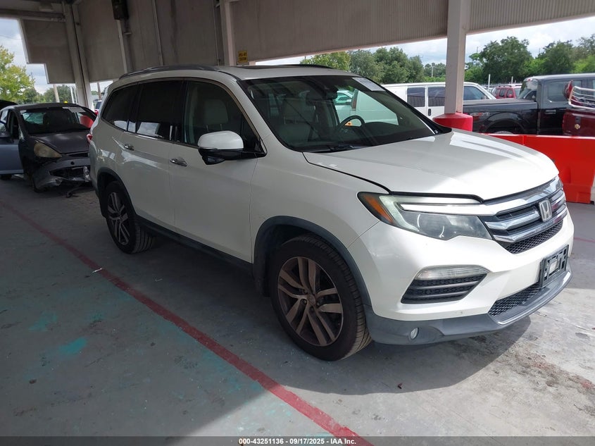 2017 HONDA PILOT TOURING - 5FNYF5H91HB015492