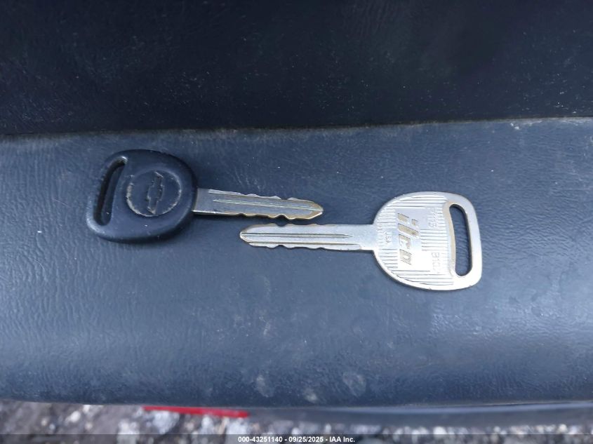 2002 Chevrolet Silverado 1500 VIN: 1GCEC14V02Z286665 Lot: 43251140