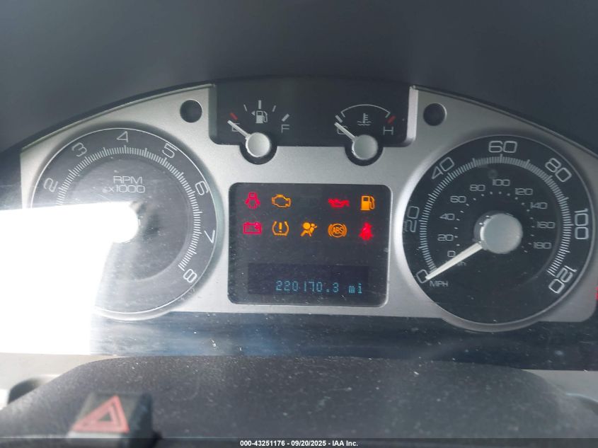 2008 Mercury Mariner Premier VIN: 4M2CU97118KJ53310 Lot: 43251176