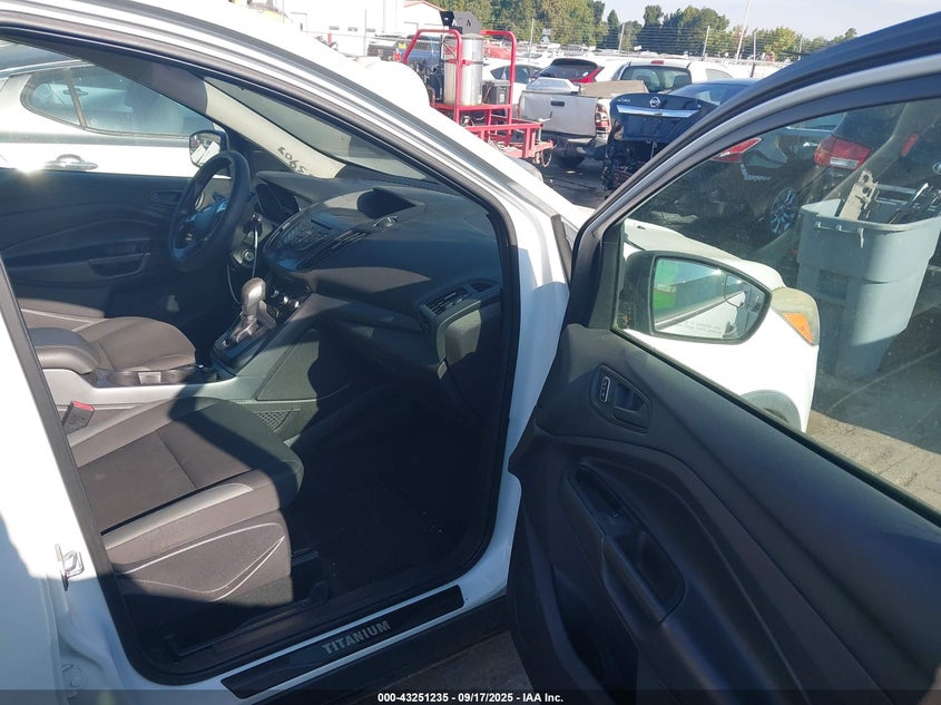 2015 FORD ESCAPE S 1FMCU0F7XFUA45594