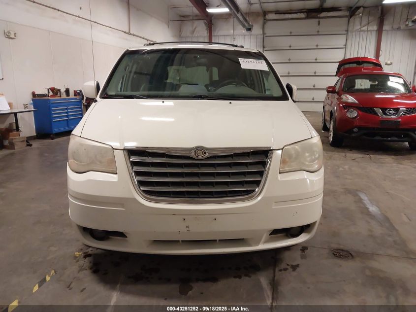 2009 Chrysler Town & Country Touring VIN: 2A8HR54119R577639 Lot: 43251252