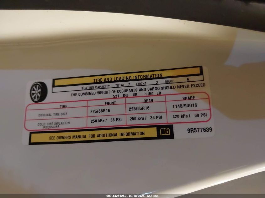 2009 Chrysler Town & Country Touring VIN: 2A8HR54119R577639 Lot: 43251252