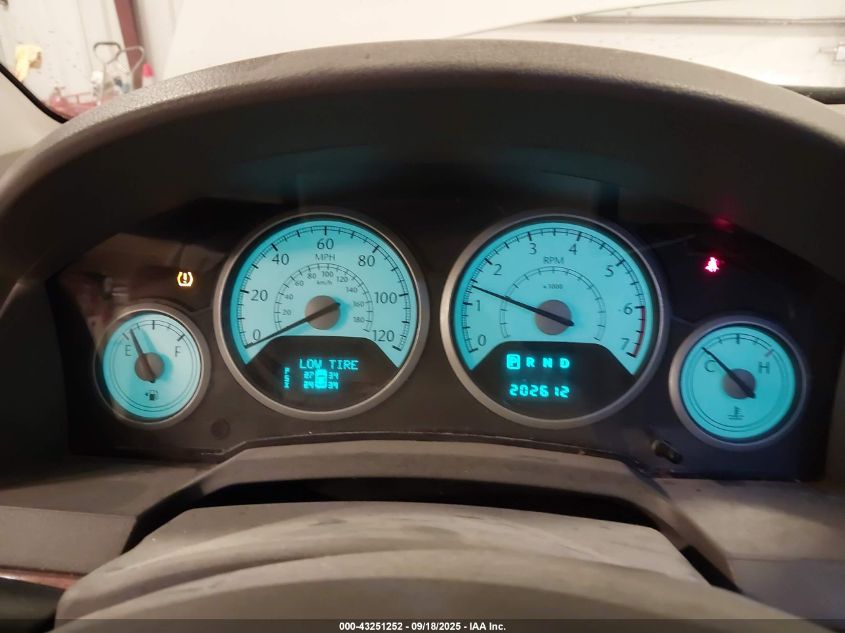 2009 Chrysler Town & Country Touring VIN: 2A8HR54119R577639 Lot: 43251252