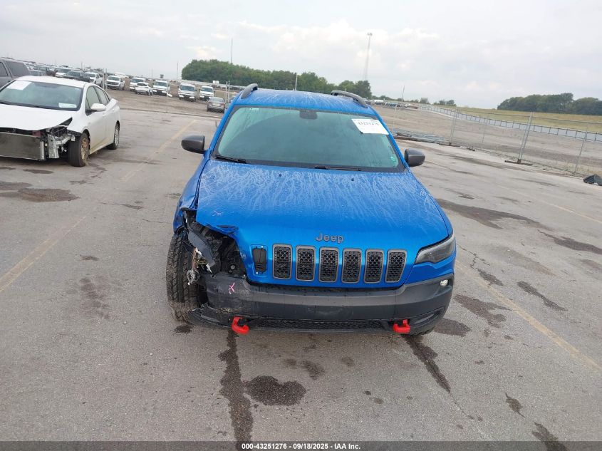 2019 Jeep Cherokee Trailhawk 4X4 VIN: 1C4PJMBX6KD153846 Lot: 43251276