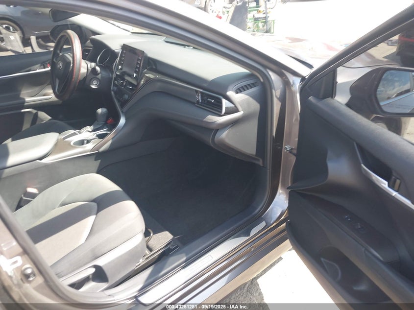 4T1C11AK9PU802769 2023 TOYOTA CAMRY photo no. 5