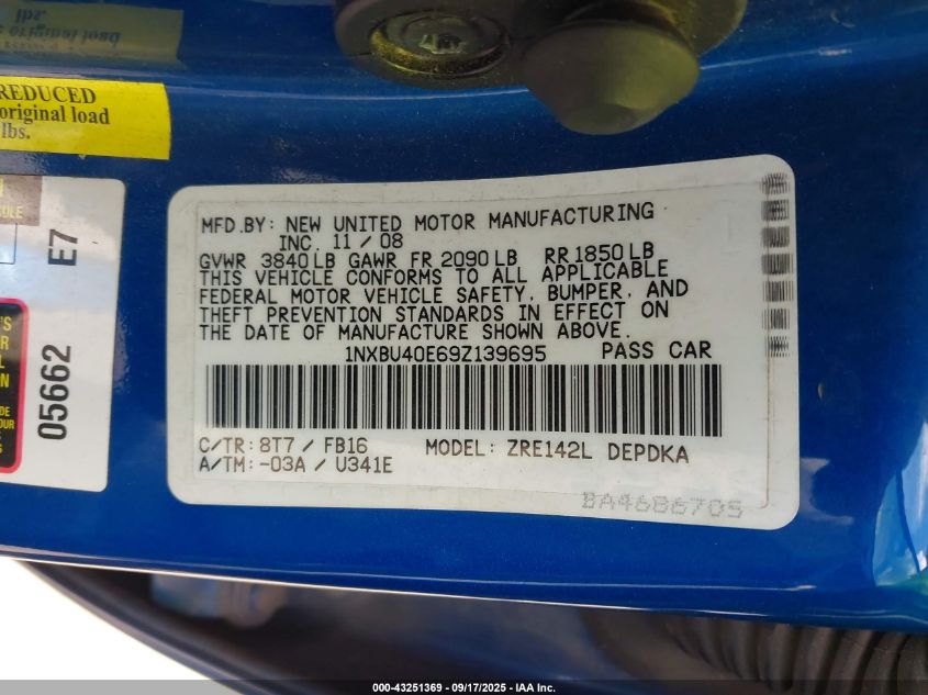 2009 Toyota Corolla Le VIN: 1NXBU40E69Z139695 Lot: 43251369