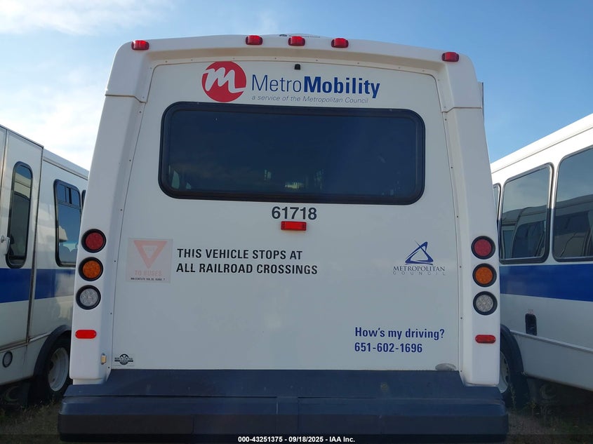 2019 Ford E-450 Cutaway VIN: 1FDFE4FS9KDC31000 Lot: 43251375