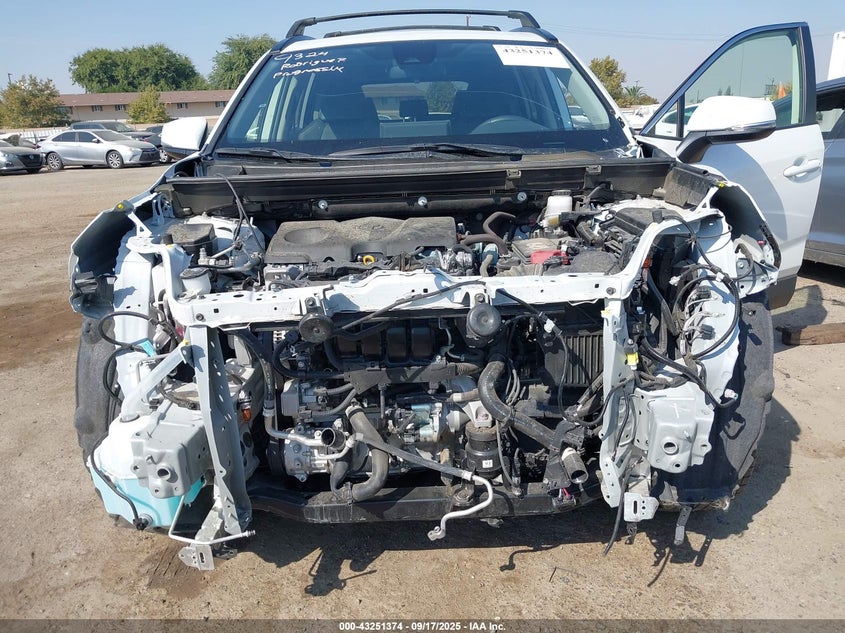 VIN JTMC1RFV6RJ030497 2024 TOYOTA RAV4 XLE PREMIUM