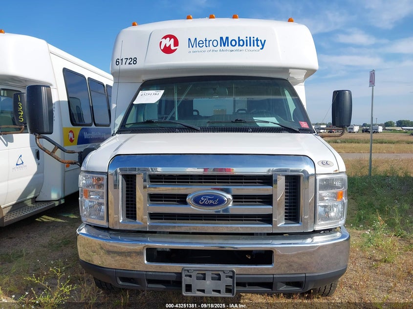 2019 Ford E-450 Cutaway VIN: 1FDFE4FS3KDC31008 Lot: 43251381