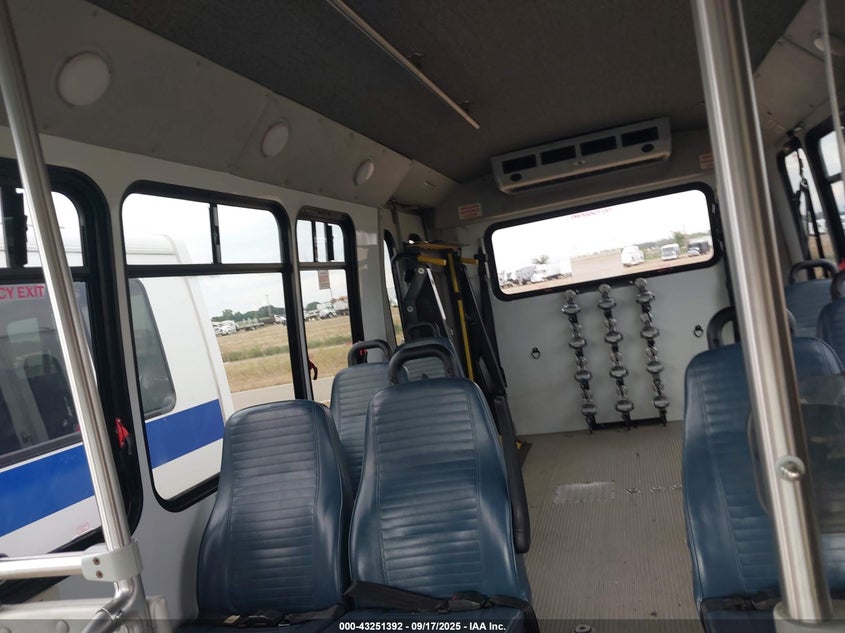 2019 Ford E-450 Cutaway VIN: 1FDFE4FS1KDC31010 Lot: 43251392