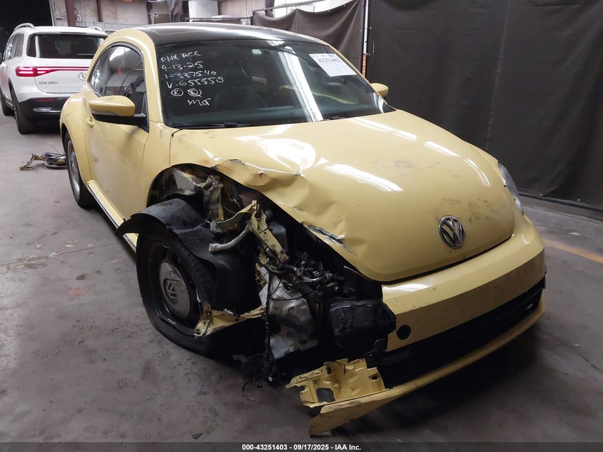 3VWJX7AT3CM655558 2012 Volkswagen Beetle 2.5L auction photo 1