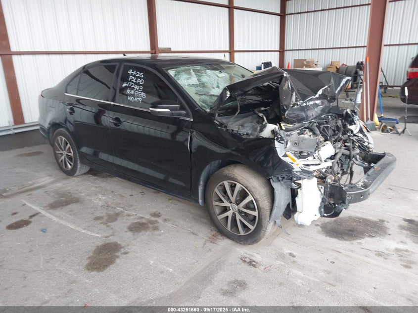 2018 VOLKSWAGEN JETTA 1.4T SE/1.4T WOLFSBURG EDITION - 3VWDB7AJ8JM221479