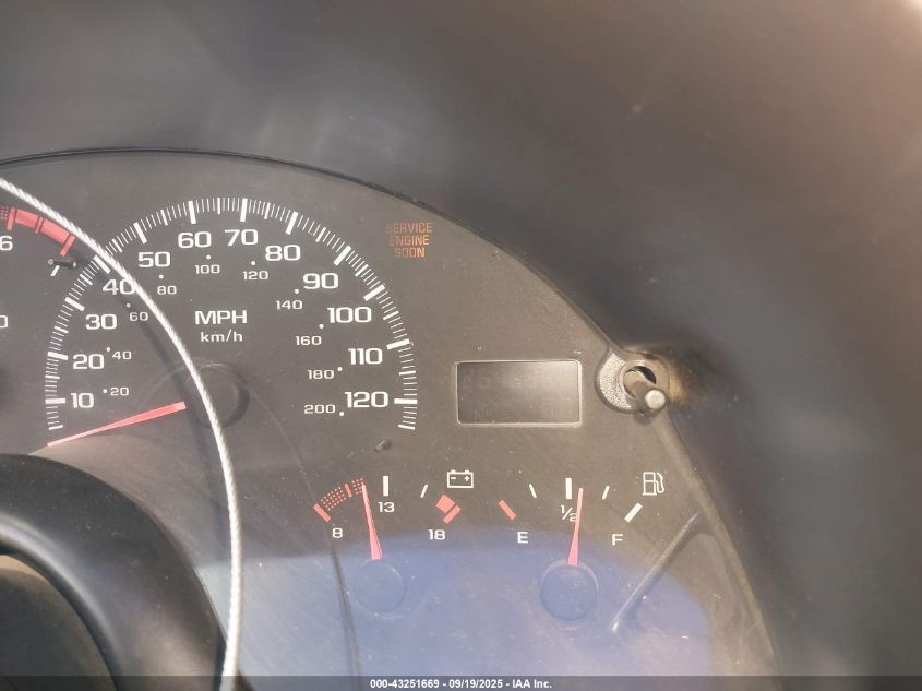 1998 Chevrolet Camaro VIN: 2G1FP22KXW2106066 Lot: 43251669