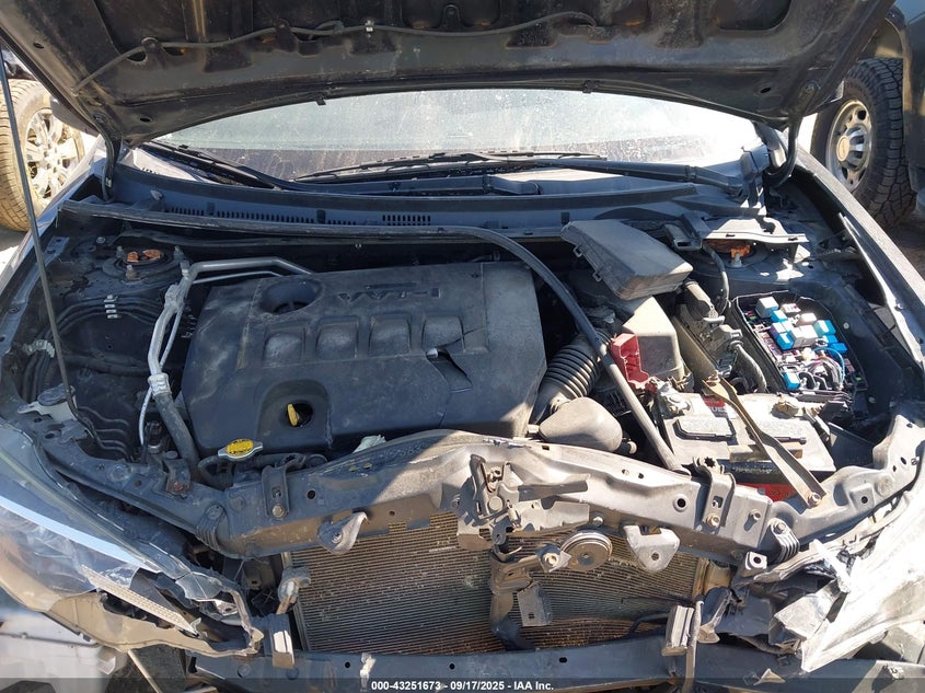 2017 Toyota Corolla Le VIN: 2T1BURHE2HC748736 Lot: 43251673