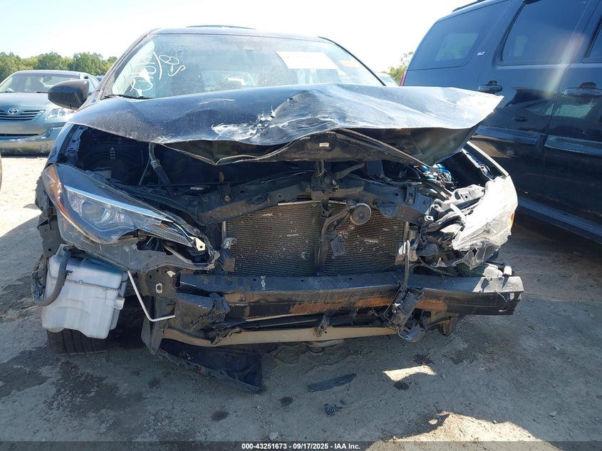 2017 Toyota Corolla Le VIN: 2T1BURHE2HC748736 Lot: 43251673