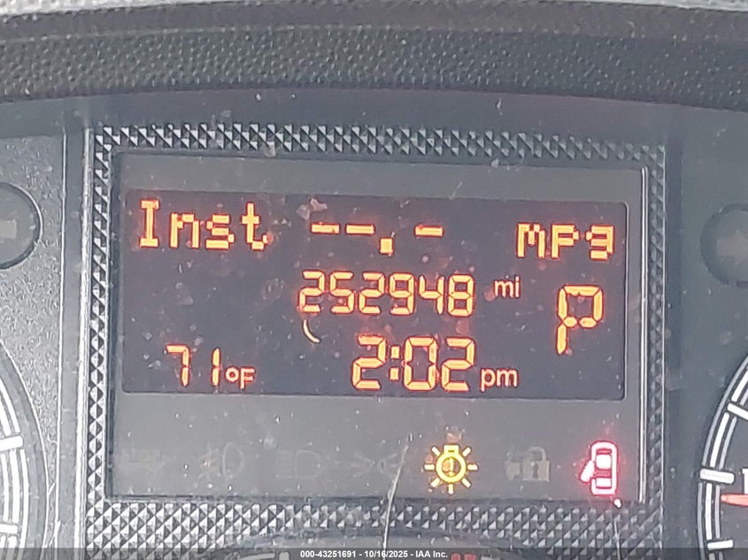 2017 Ram Promaster 2500 High Roof 159 Wb VIN: 3C6TRVDG0HE548243 Lot: 43251691