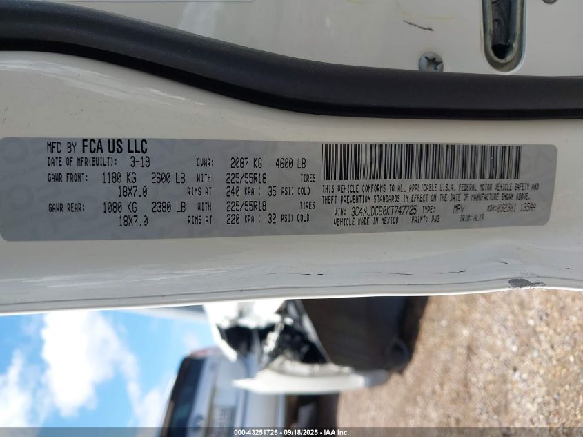 2019 Jeep Compass Limited 4X4 VIN: 3C4NJDCB0KT747725 Lot: 43251726