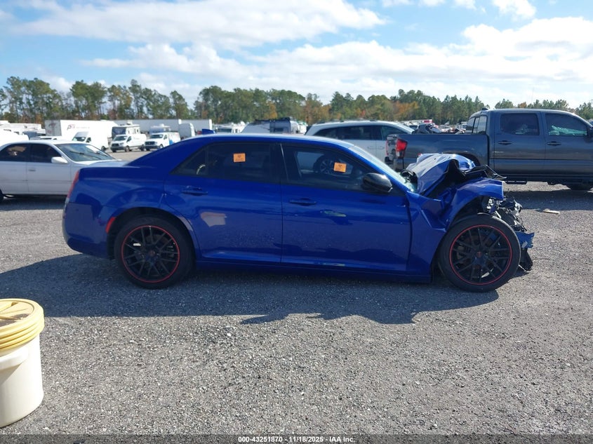 2018 Chrysler 300 Touring VIN: 2C3CCAAG1JH340717 Lot: 43251870