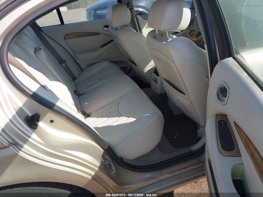 2000 Jaguar S-Type 3.0L V6 VIN: SAJDA01C7YFL68726 Lot: 43251872