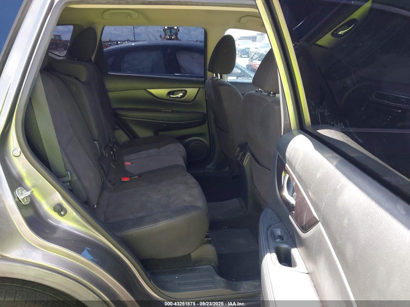 2016 NISSAN ROGUE SV - KNMAT2MT0GP666840