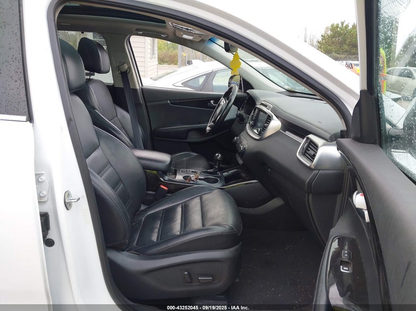 2017 KIA SORENTO 3.3L EX - 5XYPHDA52HG228709