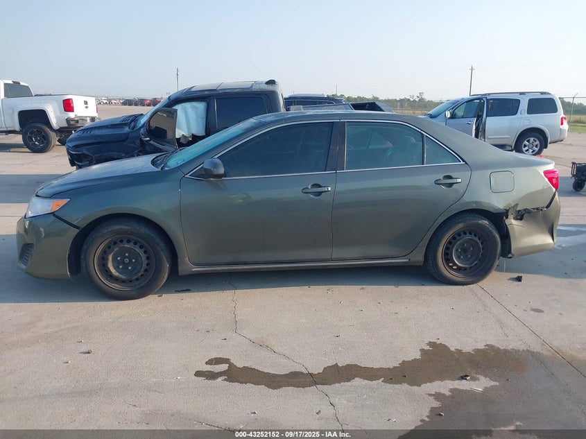 2012 Toyota Camry Le VIN: 4T1BF1FK2CU585534 Lot: 43252152