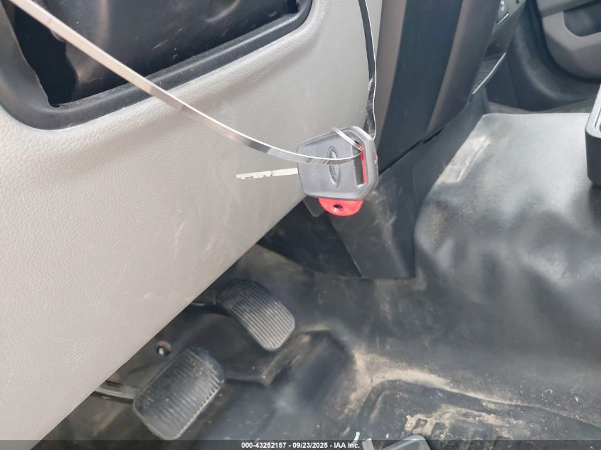 2019 Ford F-150 Xl VIN: 1FTMF1CB3KKE76558 Lot: 43252157