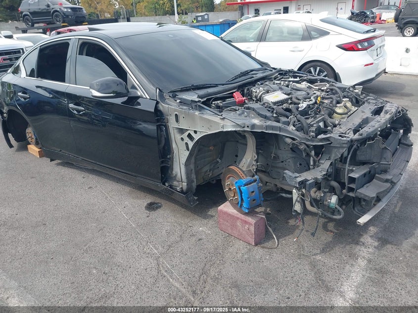 INFINITI Q50 3.0T LUXE