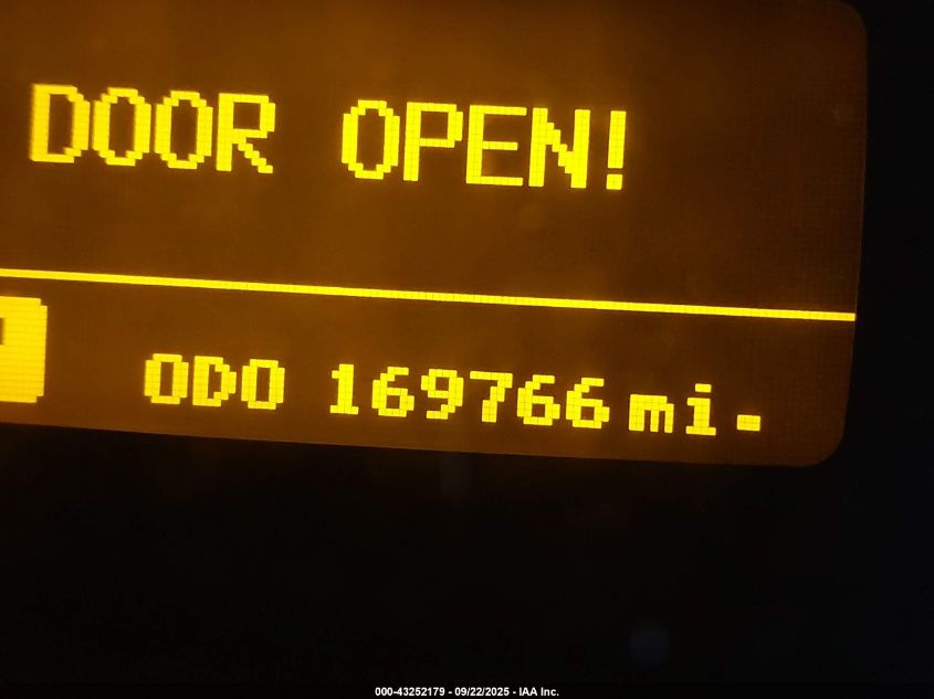 2006 Hyundai Azera Limited/Se VIN: KMHFC46F46A114201 Lot: 43252179