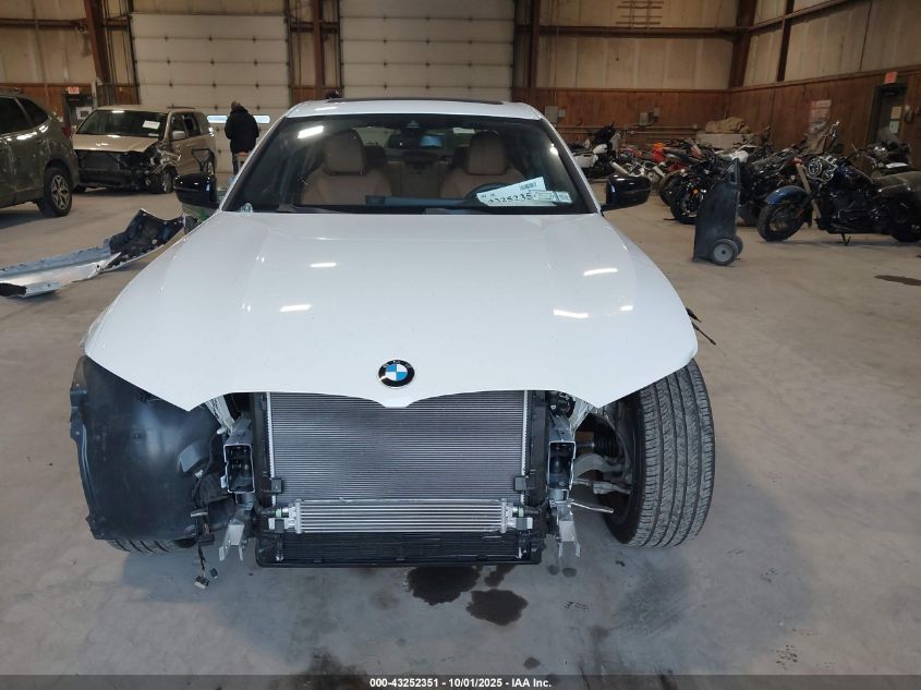 2025 BMW 3 Series 330I xDrive VIN: 3MW89CW07S8F34068 Lot: 43252351