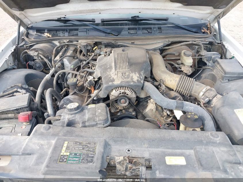 2003 Ford Crown Victoria Lx VIN: 2FAHP74W03X185796 Lot: 43252379