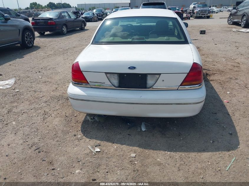 2003 Ford Crown Victoria Lx VIN: 2FAHP74W03X185796 Lot: 43252379