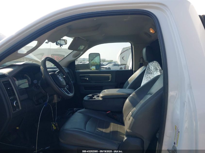 2018 Ram 5500 Chassis Tradesman/Slt VIN: 3C7WRNDL4JG204334 Lot: 43252385