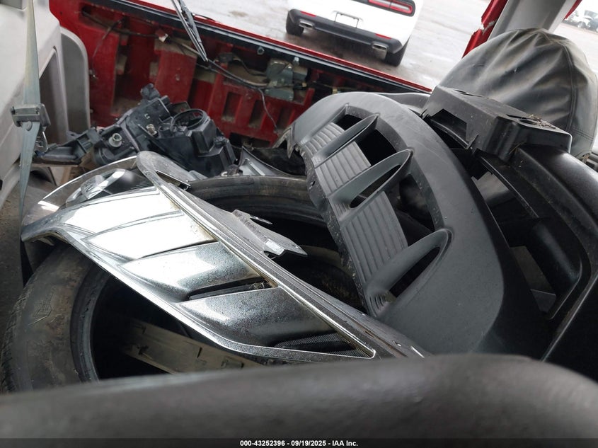 1996 Jeep Cherokee Sport VIN: 1J4FJ67S3TL213264 Lot: 43252396