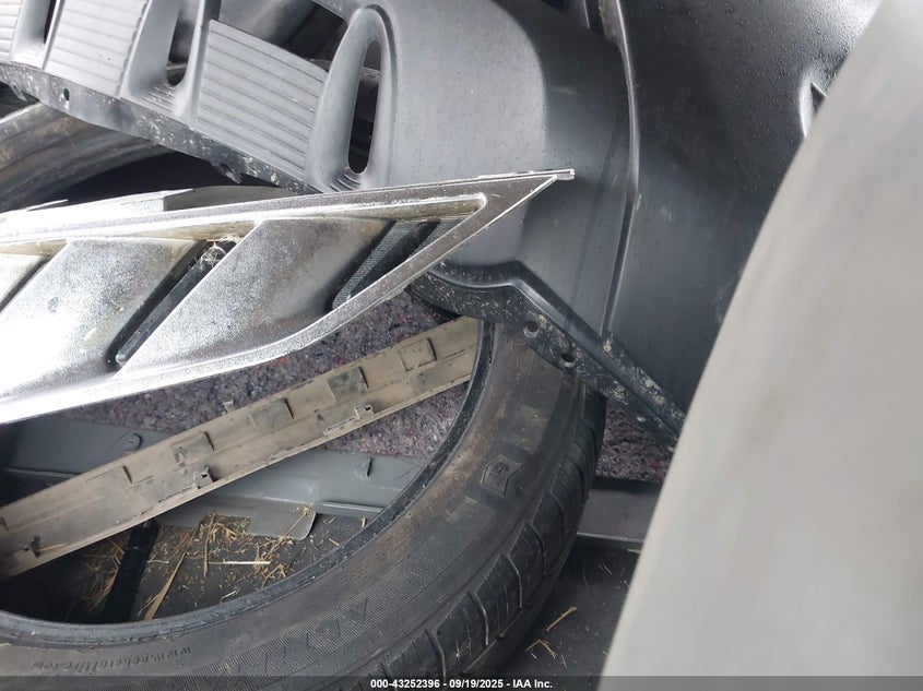 1996 Jeep Cherokee Sport VIN: 1J4FJ67S3TL213264 Lot: 43252396