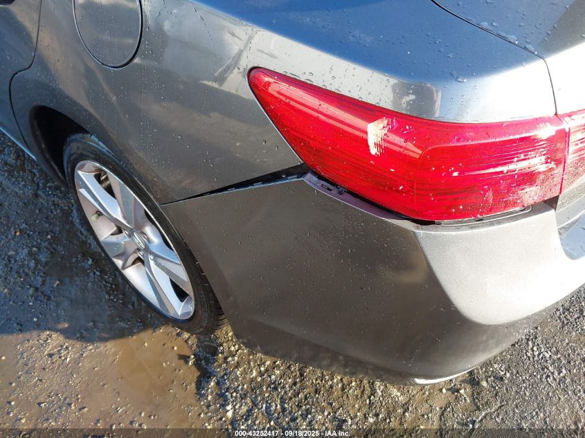 2014 Acura Ilx 2.0L VIN: 19VDE1F36EE003938 Lot: 43252417