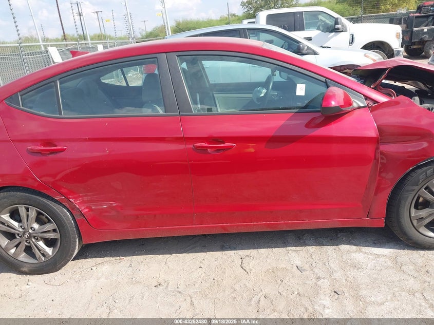 2018 HYUNDAI ELANTRA SEL 5NPD84LF5JH250954