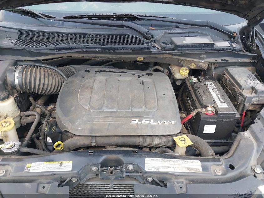 2011 Dodge Grand Caravan Crew VIN: 2D4RN5DG5BR662228 Lot: 43252533